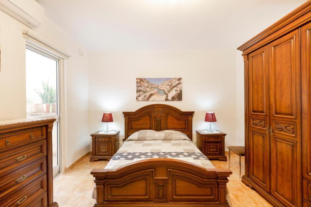 Gudja - Lovely 3 Bedroom Unit With Own Private Entrance Exterior foto