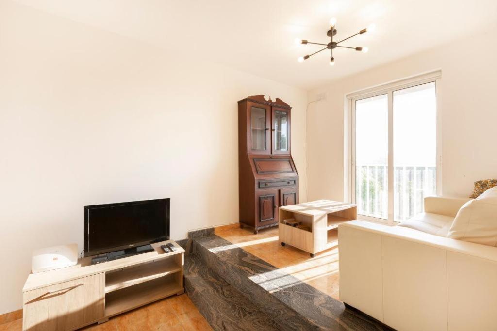 Gudja - Lovely 3 Bedroom Unit With Own Private Entrance Exterior foto